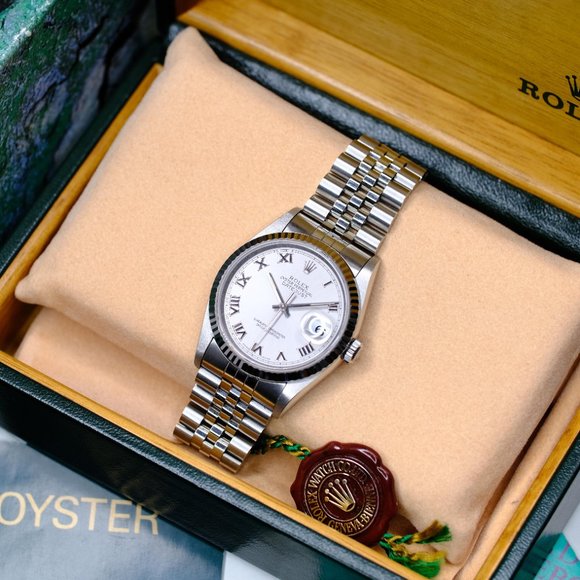 MEN'S ROLEX DATEJUST SILVER ROMAN DIAL FLUTED 36MM WATCH ORIGINAL BOX & PAPERS - Picture 6 of 12